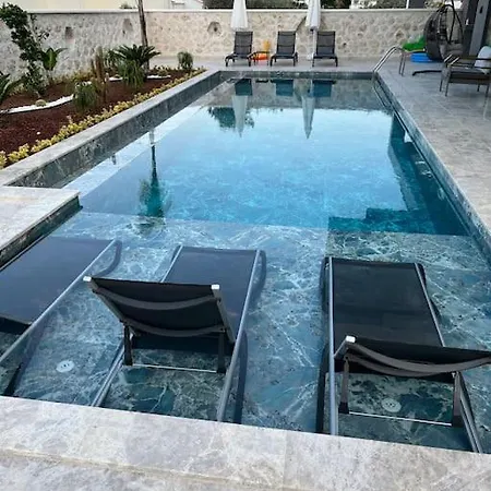Kazarman Villa *